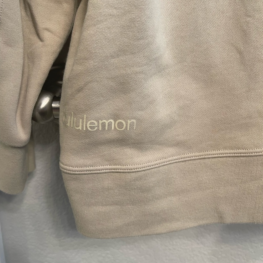 Perfectly Oversized Crew - image 3